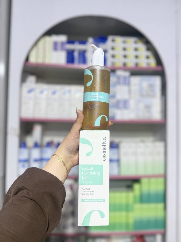 S Cosmolive Facial Cleansing Gel designed specifically for oily skin