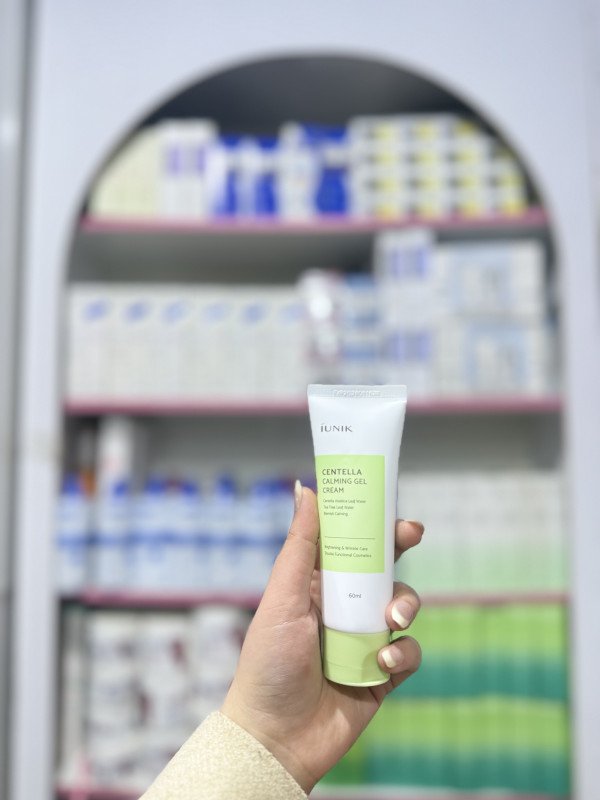 O IUNIK Centella Calming Gel Cream
