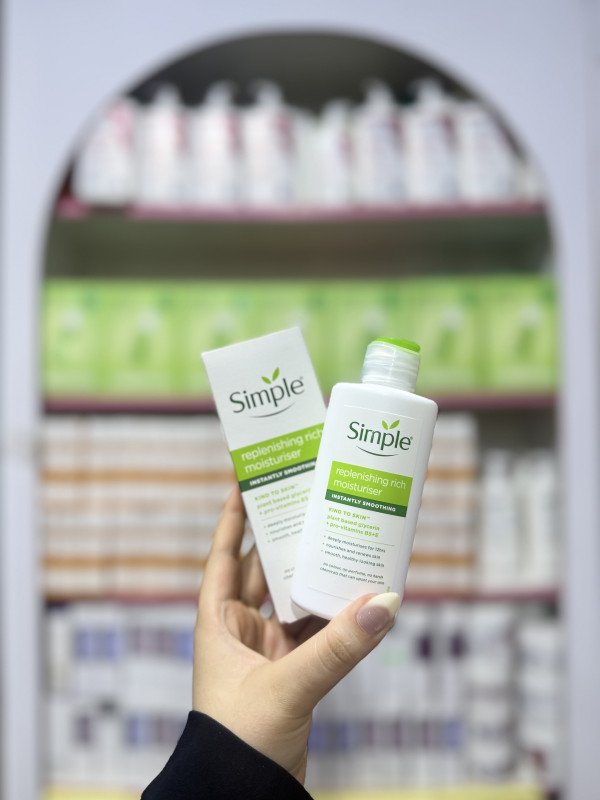 Simple Kind to Skin replenishing rich moisturizer