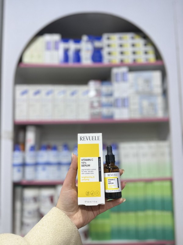 O Revuele Vitamin C 15% Serum
