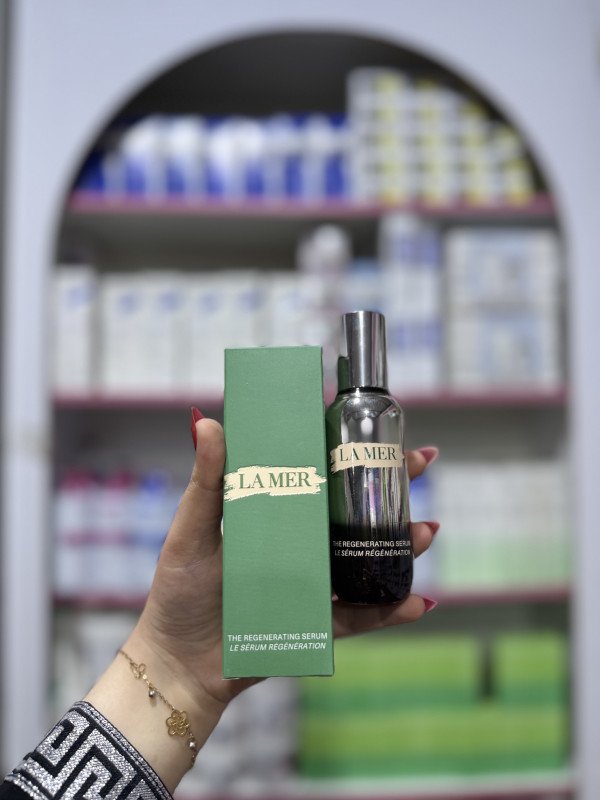 S La Mer The Regenerating Serum