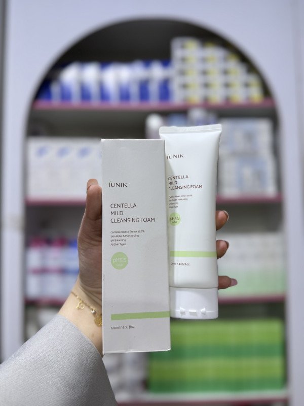 S iUNIK Centella Mild Cleansing Foam