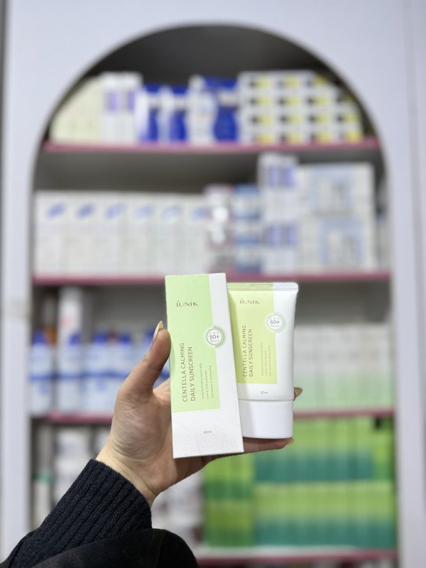 M iUNIK Centella Calming Daily Sunscreen SPF 50+ PA