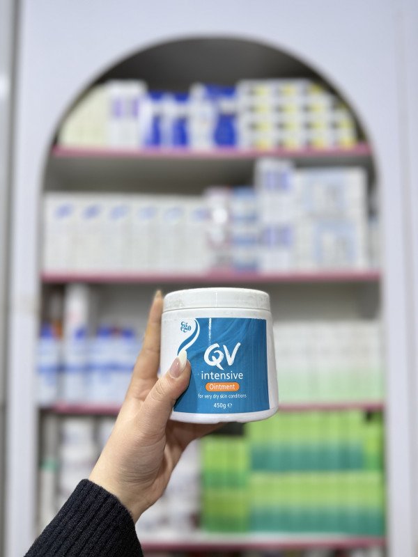 M QV Intensive Ointment