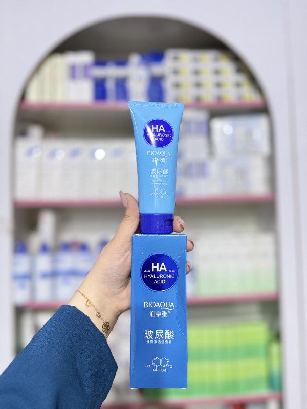 S BIOAQUA Hyaluronic Acid Cleansing Cleanser.