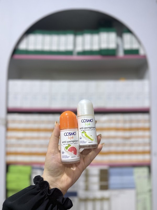 S Cosmo Be Fresh Anti-Perspirant Roll-On in the Radiant Grapefruit scent
