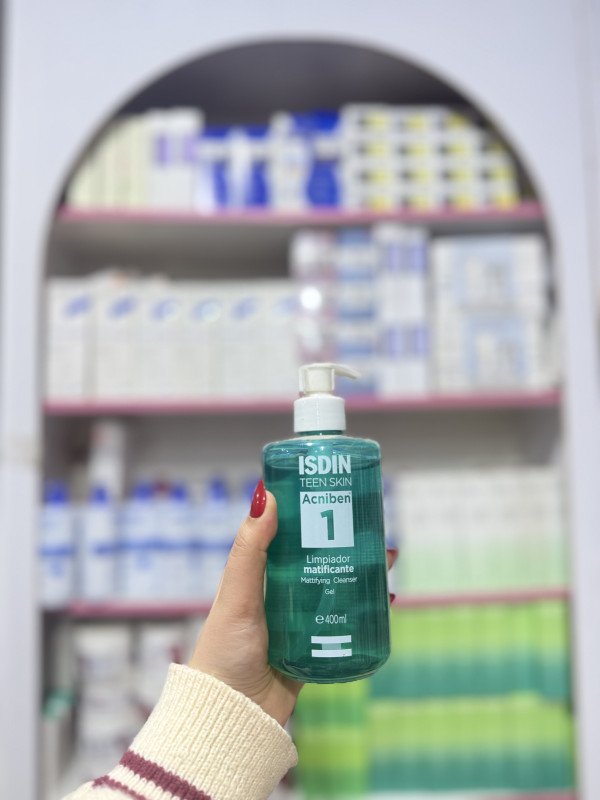 M ISDIN Teen Skin Acniben Mattifying Cleansing Gel