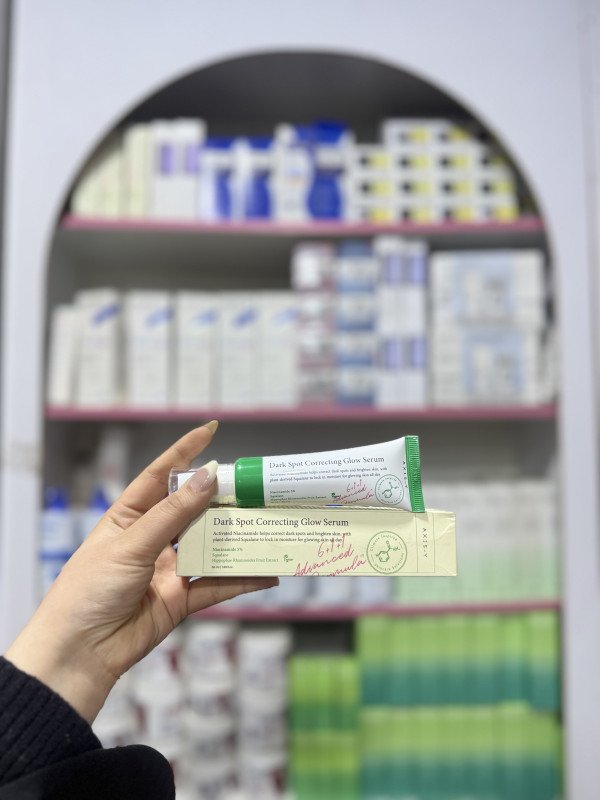 M AXIS-Y Dark Spot Correcting Glow Serum