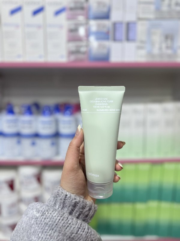 O Celimax Ji Woo Gae Cica BHA Acne Foam Cleansing