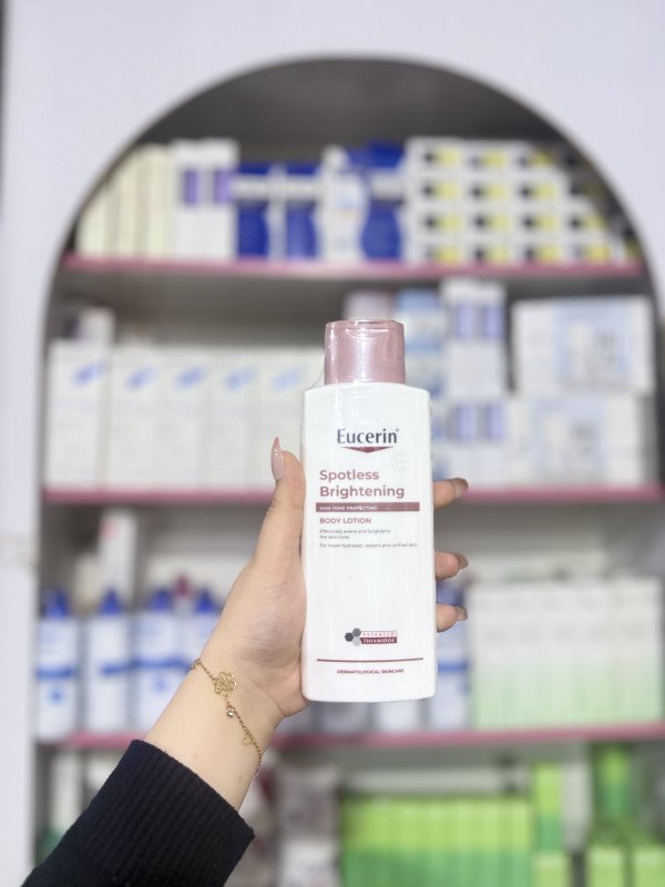 M Eucerin Spotless Brightening Body Lotion