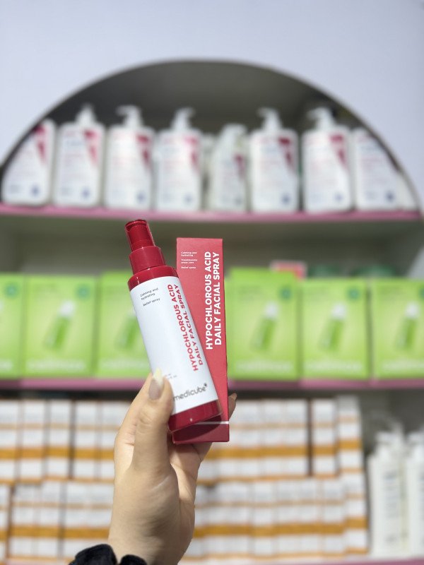 O Medicube Hypochlorous Acid Daily Facial Spray