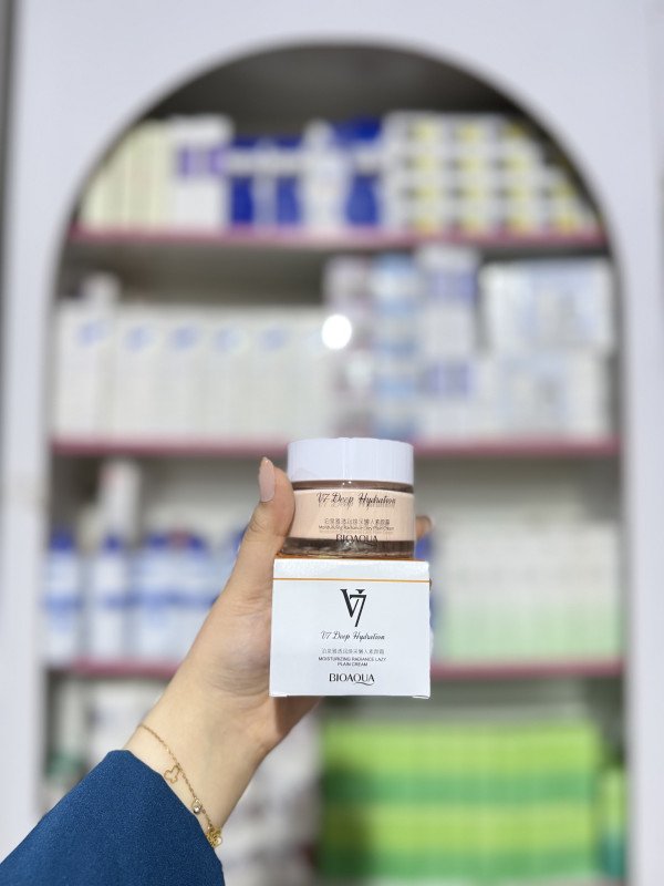 S Bioaqua V7 Deep Hydration Moisturizing Radiance Lazy Plain Cream