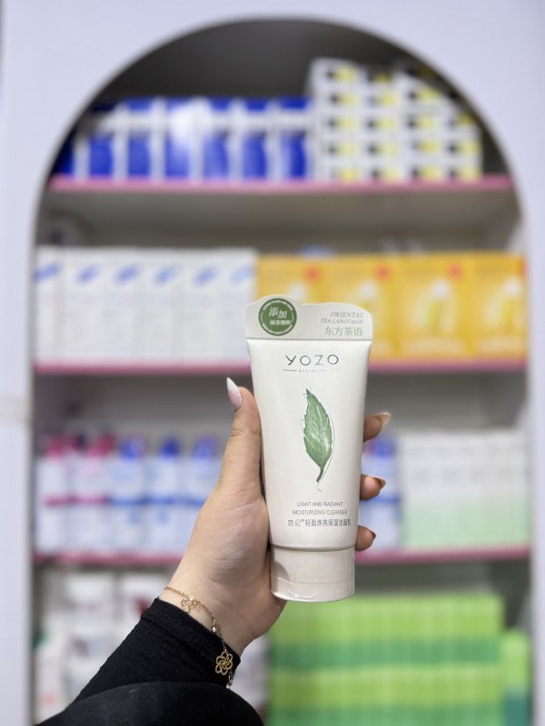 S YOZO Light and Radiant Moisturizing Cleanser