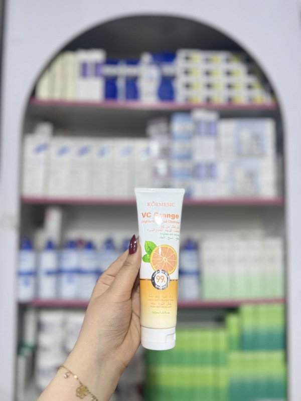 S KORMESIC Vitamin C Orange Brightening Facial Cleanser