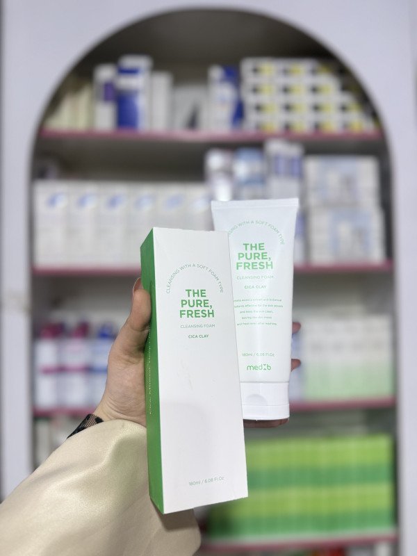 S MEDB The Pure, Fresh Cleansing Foam Cica Clay