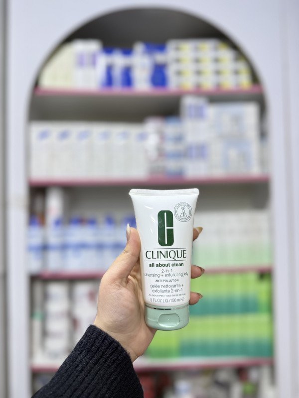 M Clinique All About Clean 2-in-1 Cleansing + Exfoliating Jelly