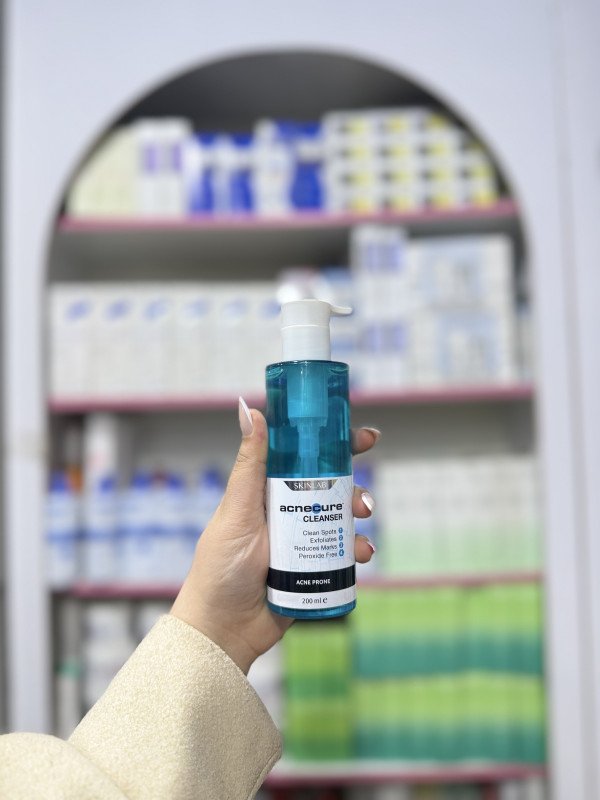 O Skinlab Acnecure Anti-Acne Face Cleanser