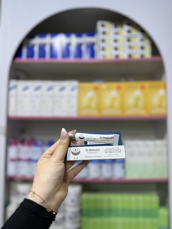M Dr. Melaxin's Eyephalt Eyebag Cream is a 3-in-1