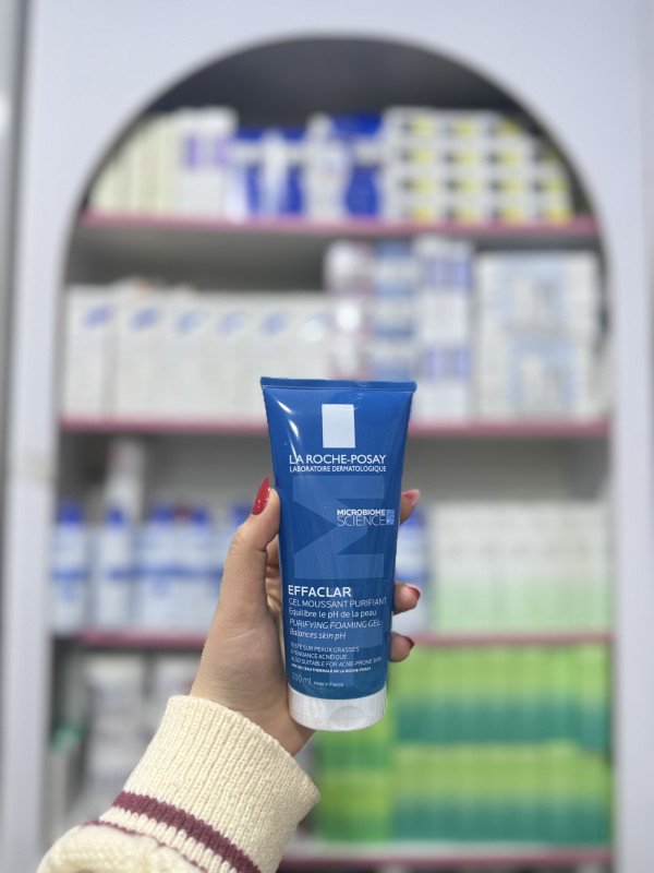 M La Roche-Posay Effaclar Purifying Foaming Gel