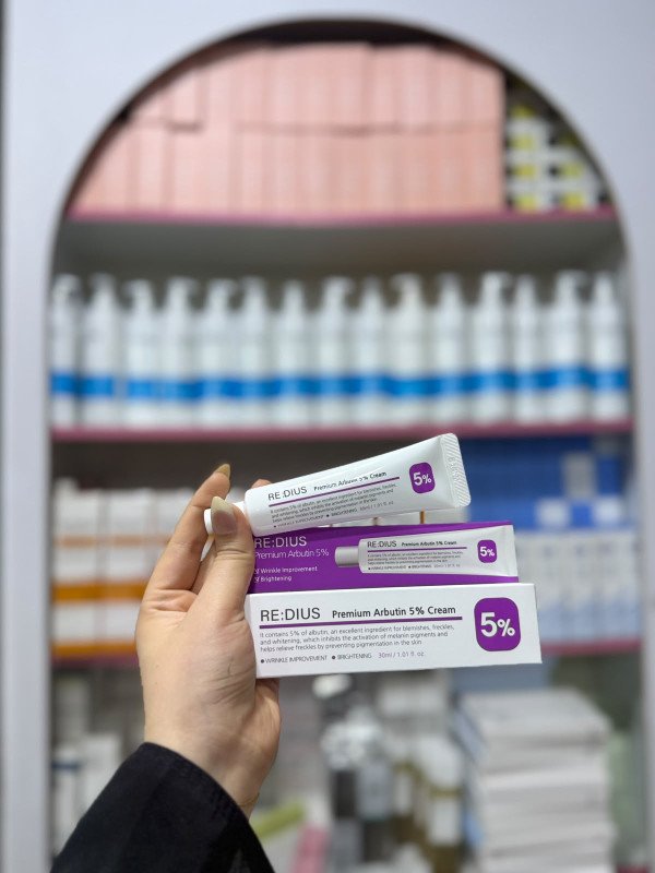 S. RE:DIUS Premium Arbuun % Cream  5%