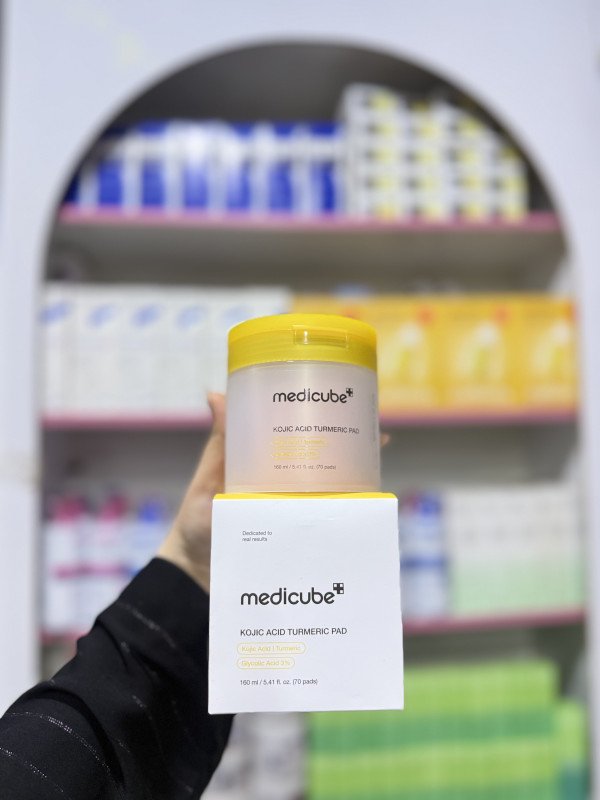 O Medicube Kojic Acid Turmeric Pad