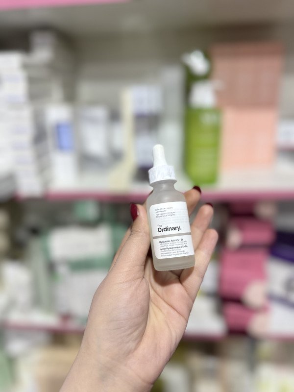 M The Ordinary Hyaluronic Acid 2% + B5 serum