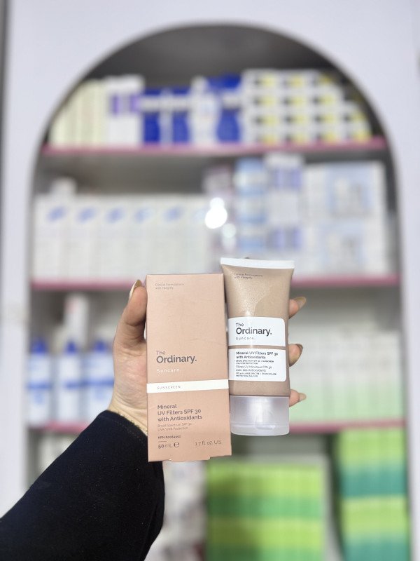 M  The Ordinary Mineral UV Filters SPF 30 with Antioxidants