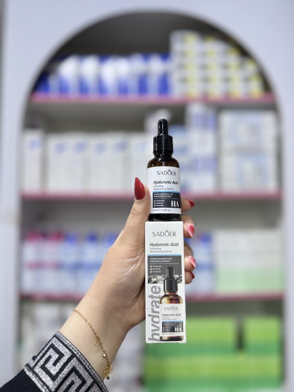 S SADOER Hyaluronic Acid Hydrating Moisturising Serum.