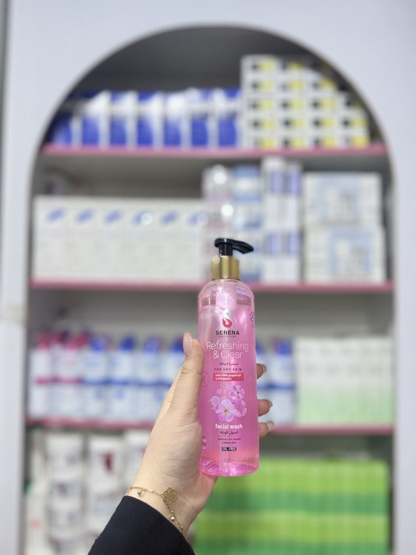 S Serena Refreshing & Clear Facial Wash designed for dry skin