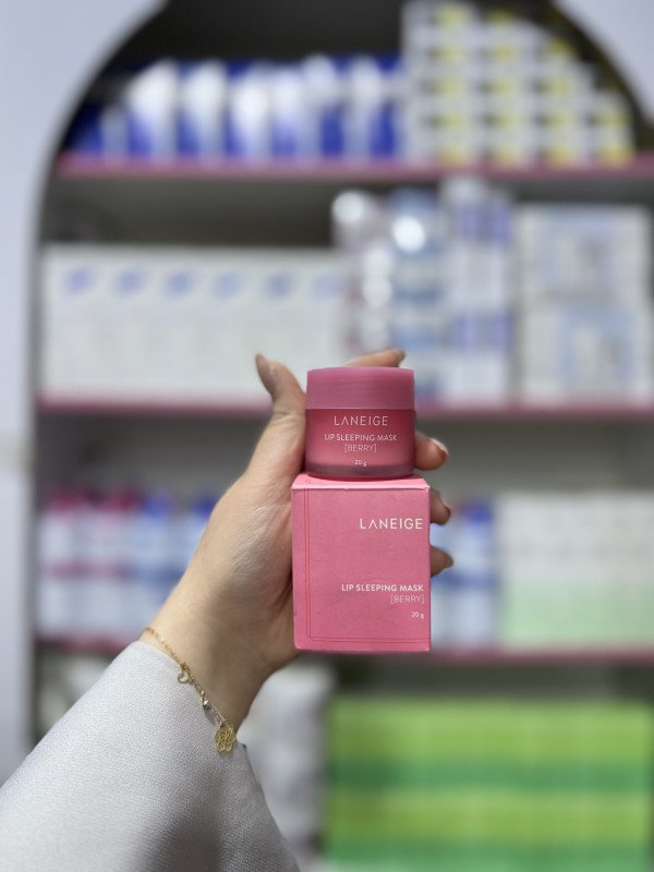 S Laneige Lip Sleeping Mask in Berry scent