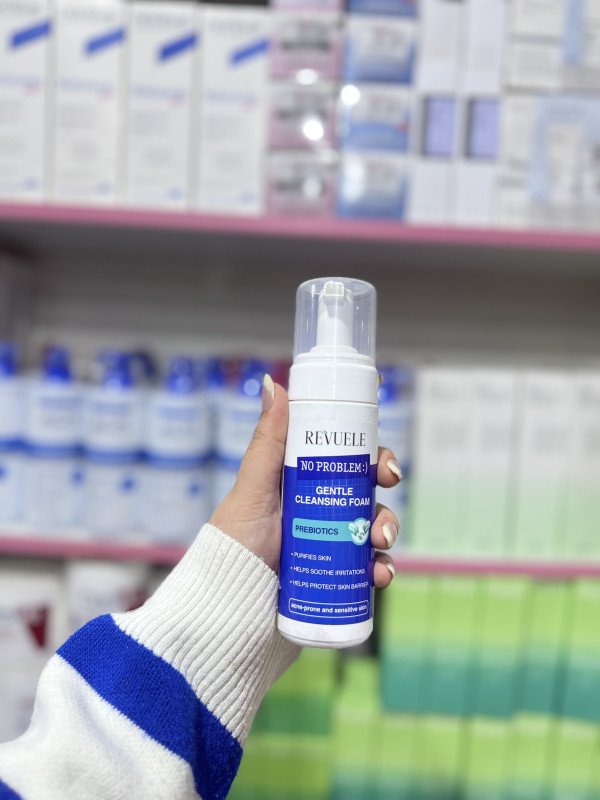 O Revuele No Problem Prebiotics Gentle Cleansing Foam
