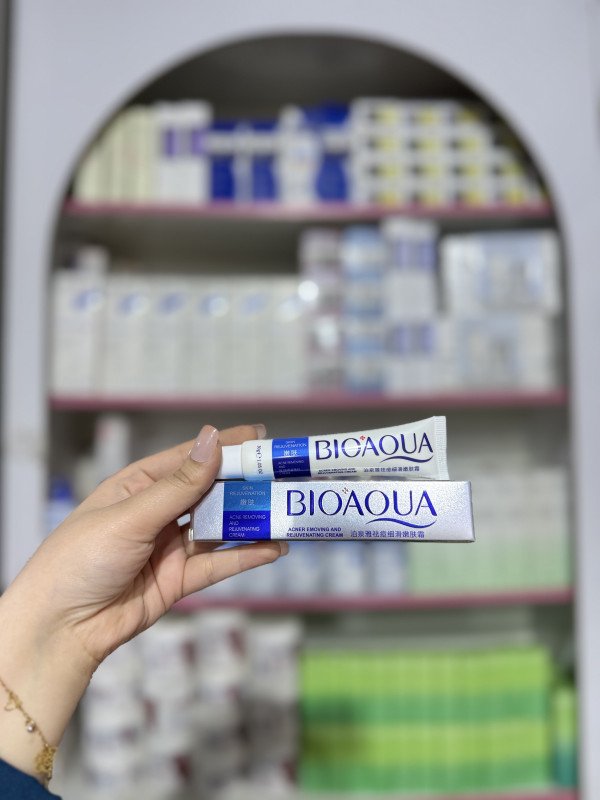 S Bioaqua Acne Removing and Rejuvenating Cream