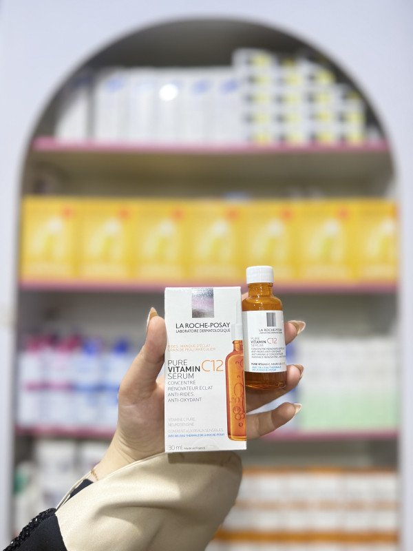 M La Roche-Posay Pure Vitamin C12 Serum, a 30ml