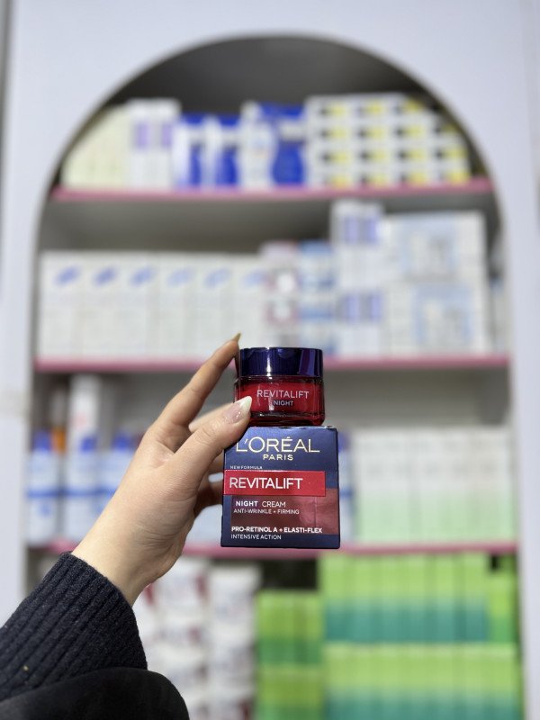 M L'Oréal Paris Revitalift Anti-Wrinkle + Firming Night Cream