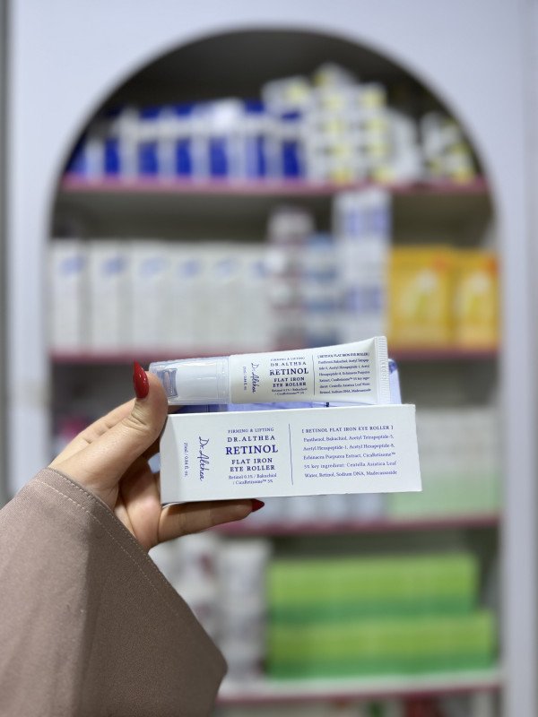 O Dr. Althea Retinol Flat Iron Eye Roller