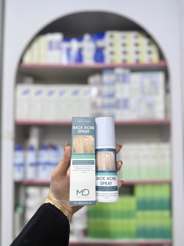 S Marc Daisy Repair & Soothe Back Acne Spray