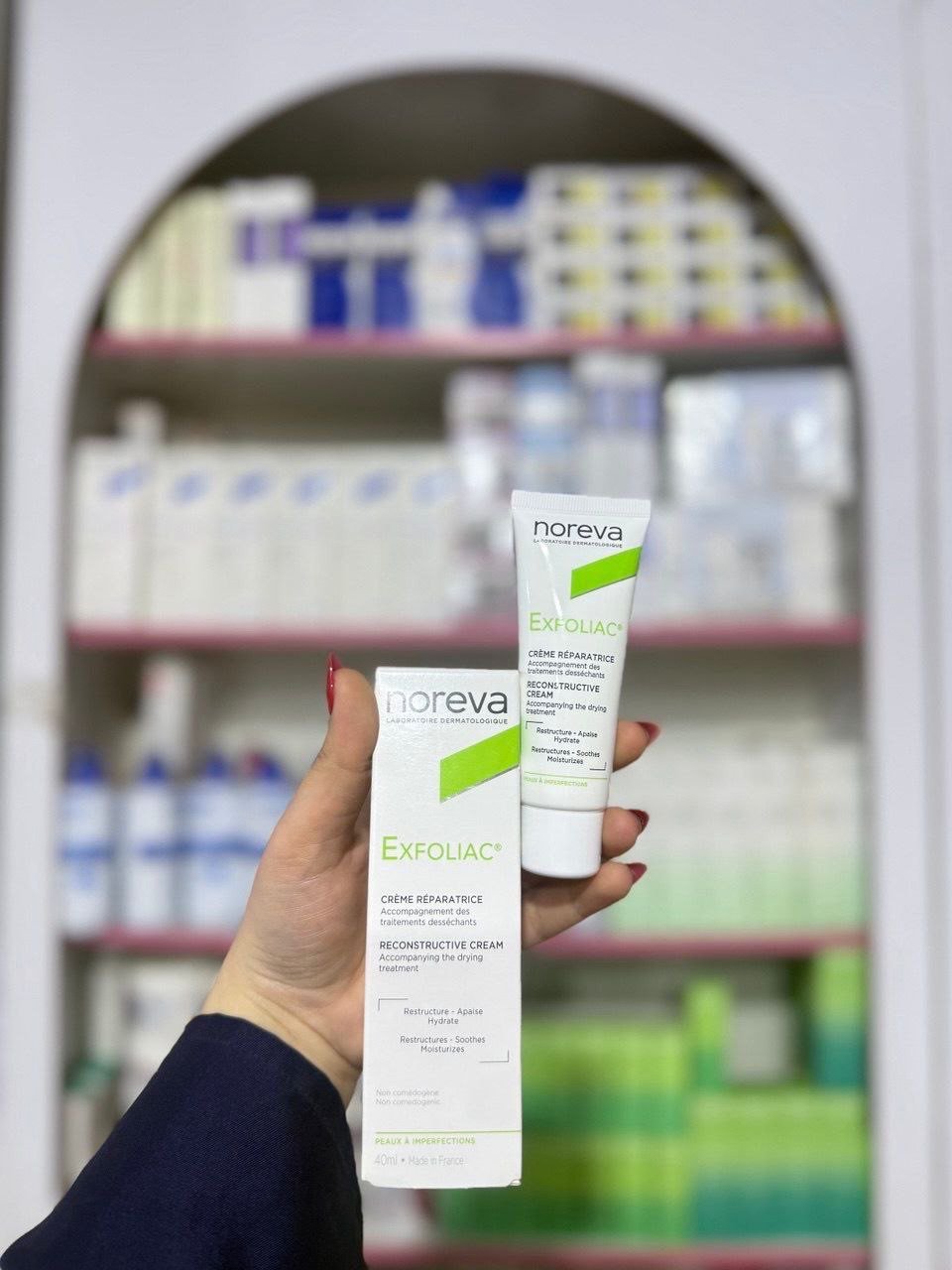 O Noreva exfoliac reconstructive cream restructures, soothes, moisturises