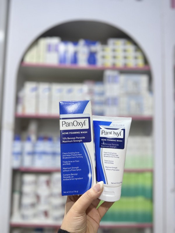 M PanOxyl 10% Benzoyl Peroxide Maximum Strength Acne Foaming Wash