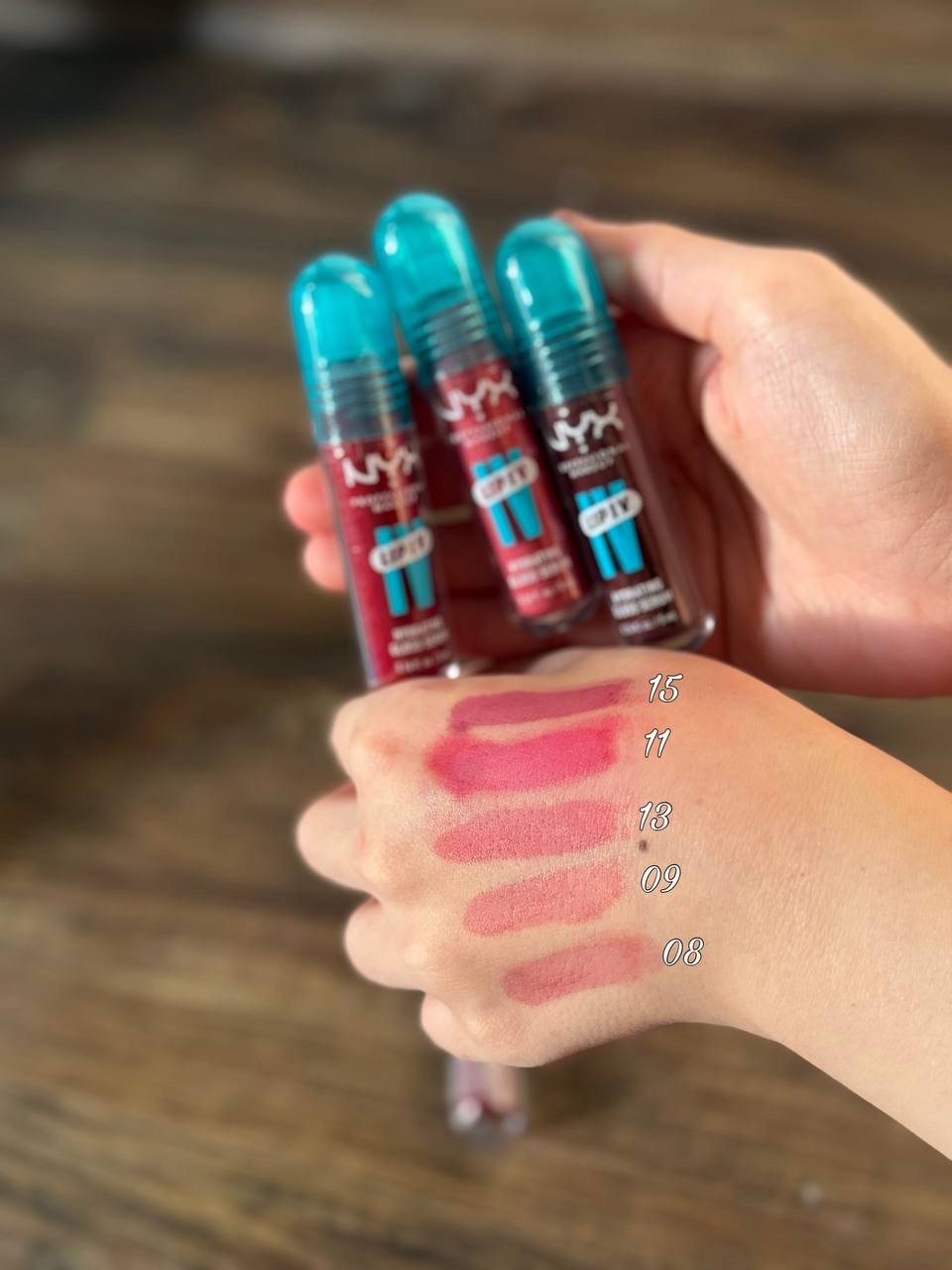 M NYX Professional Makeup Lip I.V. Hydrating Gloss Stain