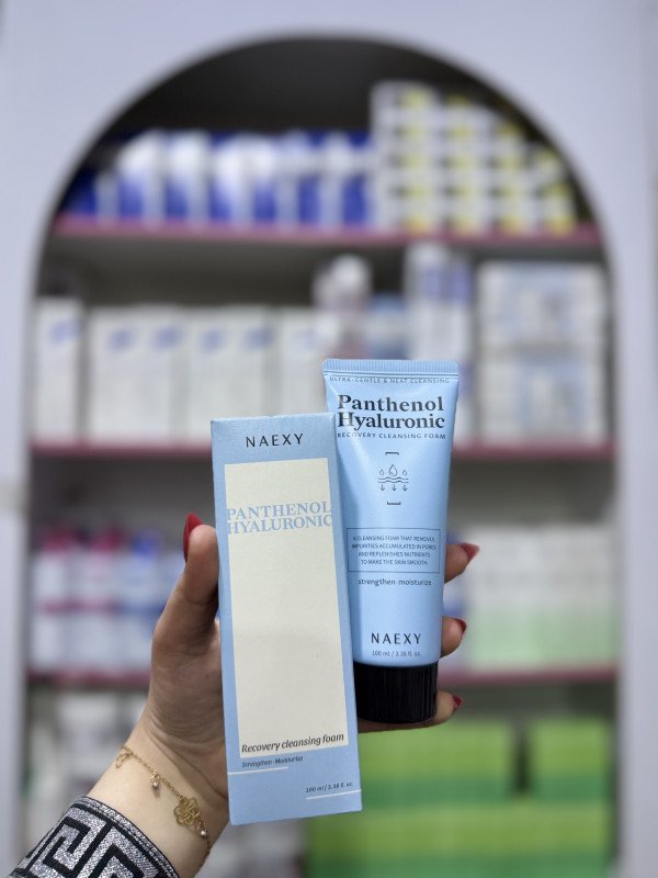 S NAEXY Panthenol Hyaluronic Recovery Cleansing Foam