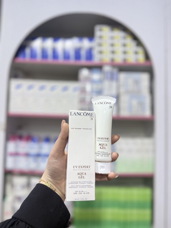 S Lancôme UV Expert Youth Shield Aqua Gel SPF 50 PA