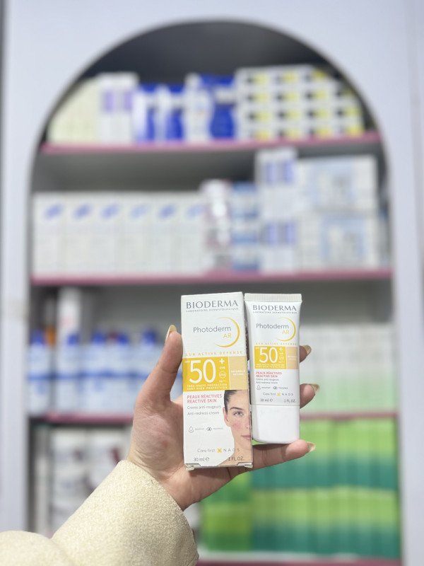 M Bioderma Photoderm AR Anti-Redness Cream SPF50+ Natural 30ml