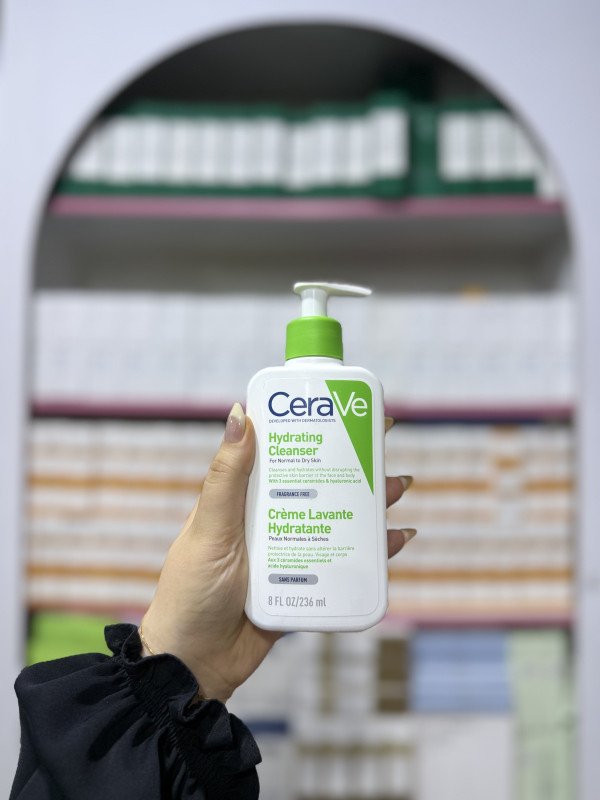 O CeraVe Hydrating Cleanser